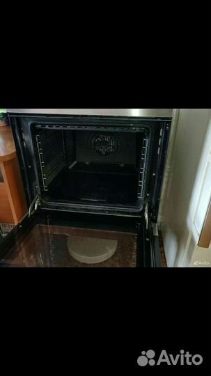 Духовой шкаф