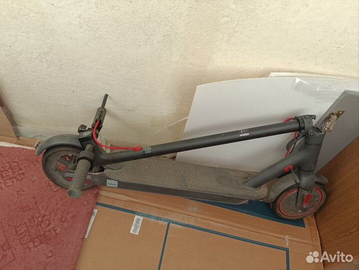 Электросамокат xiaomi m365 pro