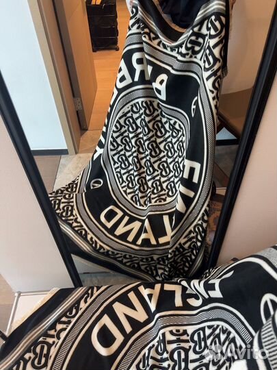 Новый платок шаль Burberry в коробке