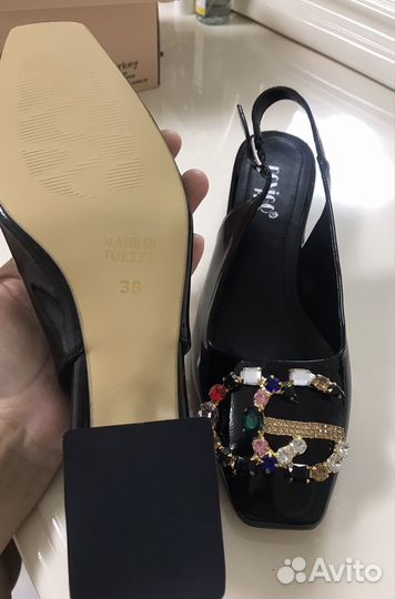 Босоножки женские