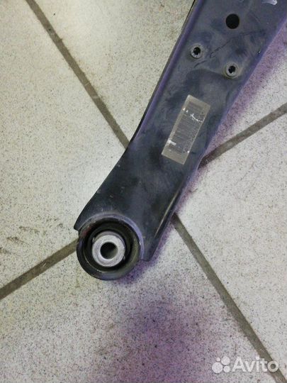 Рычаг под пружину задний Volkswagen Passat B6 BVY