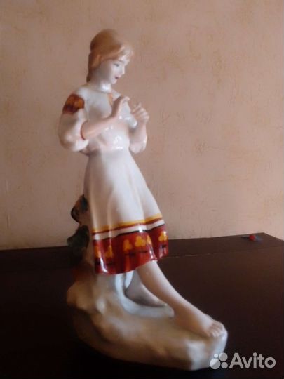 Фарфоровые статуэтки СССР