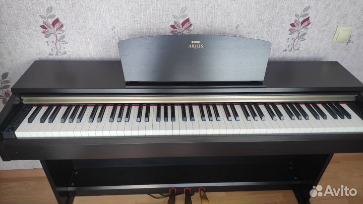 Цифровое пианино yamaha arius YDP-161