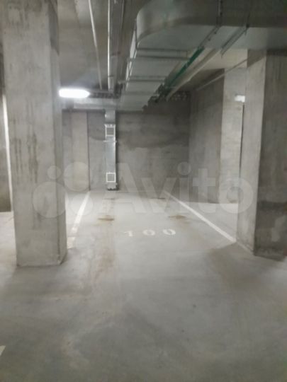 Машиноместо, 18 м²