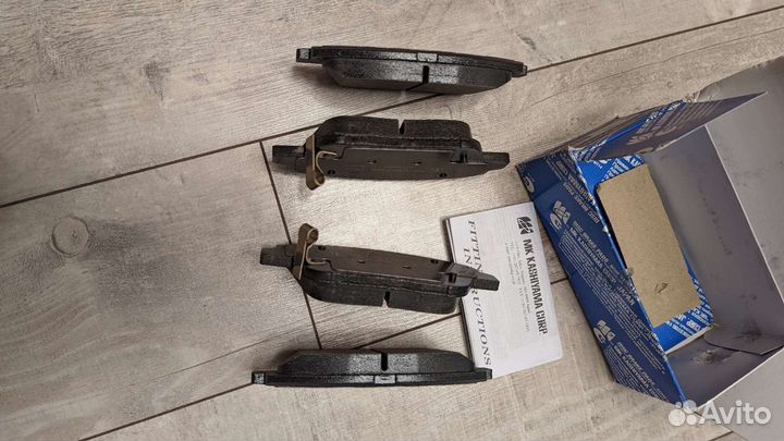 Тормозные колодки 2 комп. для kia optima 2012 г.в