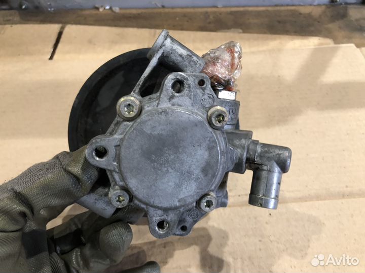 Гур на Mercedes W 203