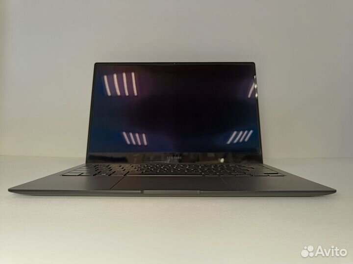 Ноутбук Samsung Galaxy book NP930XDB