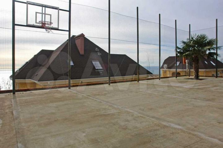 3-к. квартира, 120 м², 4/5 эт.