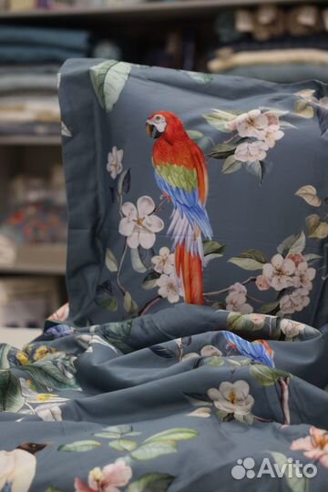 Комплект покрывало,наволочки и простынь