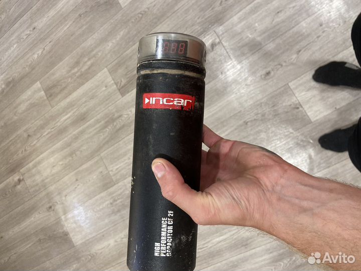 Автомобильный конденсатор