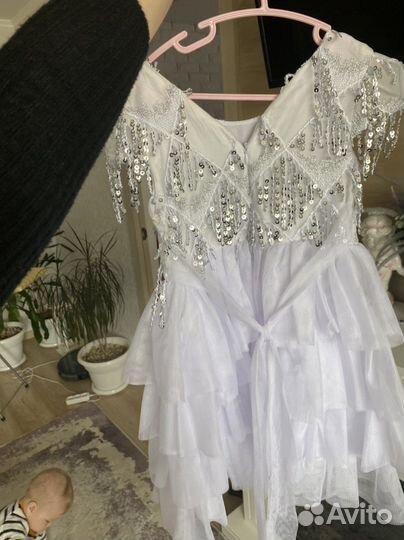 Нарядное платье для девочки