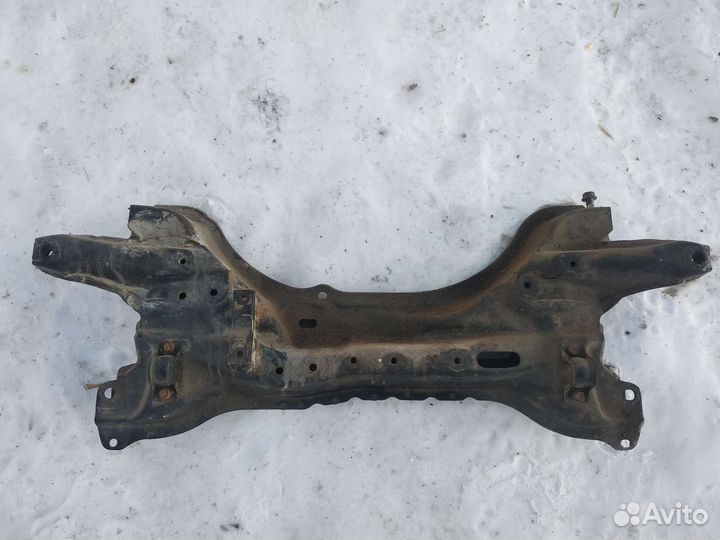 Подрамник хонда фит GD-1 c 2001г