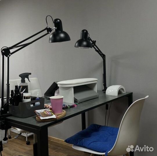 Маникюр и педикюр