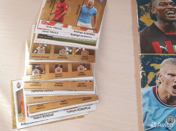 Наклейки Panini FIFA 365 2023 продажа и обмен