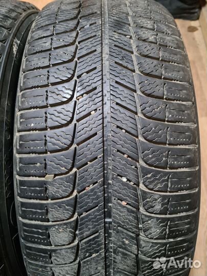 Michelin X-Ice 215/55 R17 98H
