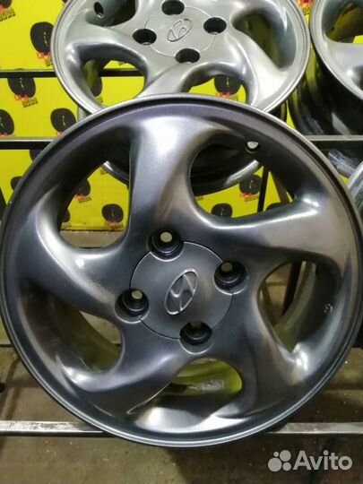 R15 4x114,3 литые диски Hyundai Elantra