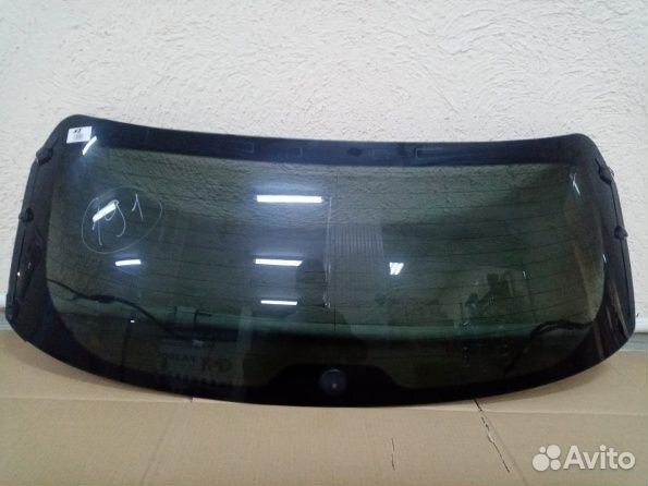 Lexus NX Стекло в крышку багажника