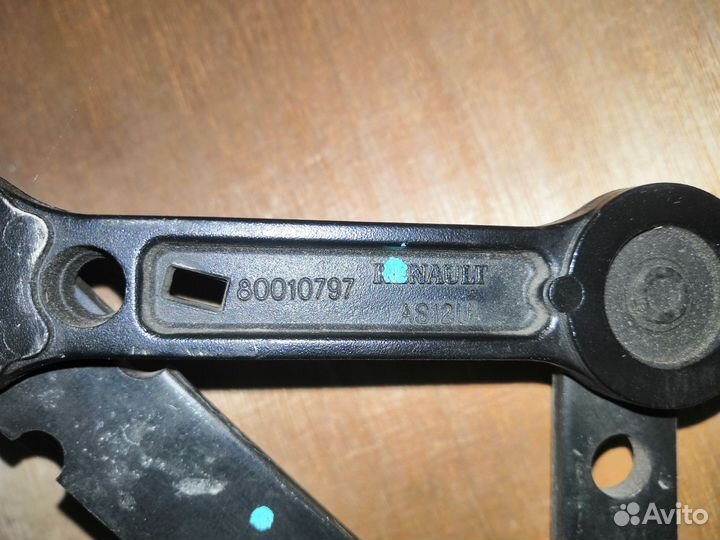 80010797 поводок Стеклоочистителя renauit scenic 2