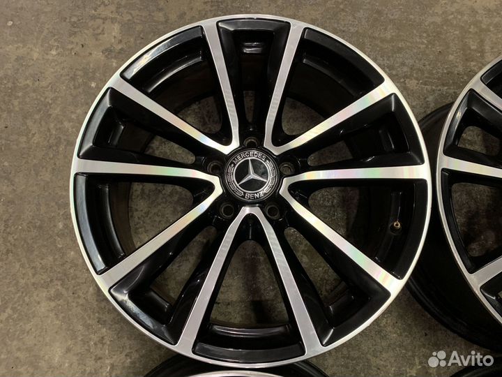 Комплект оригинальных дисков Mercedes R18