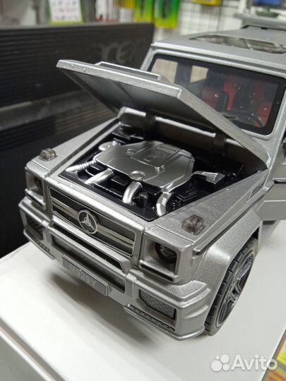 Модель Mercedes-Benz Gelandwagen 1:24