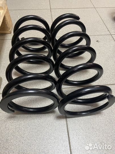 Пружины задние для Toyota Previa/Estima 3 пок