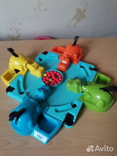 Игра Голодные Бегемотики