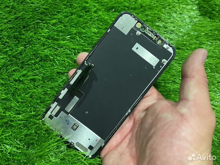 Дисплей iPhone XR