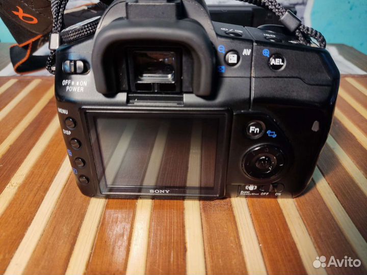 Зеркальный фотоаппарат Sony a200