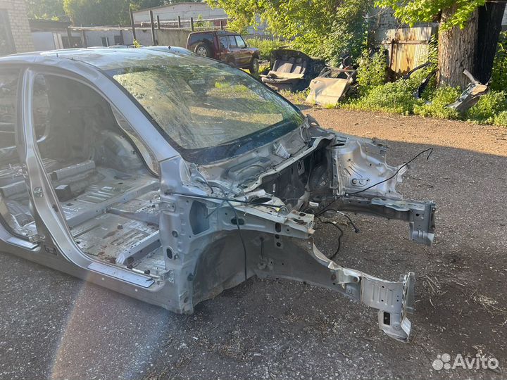 Geely emgrand x7 передний лонжерон