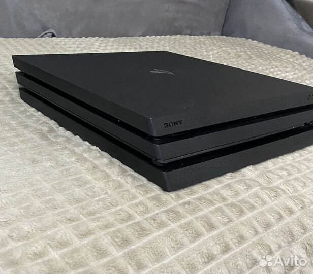 Игровая приставка ps4 pro 1tb