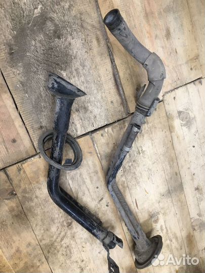 Заливная горловина бензобака Nissan Juke