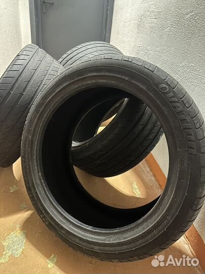 Ovation VI-388 245/45 R18 100E