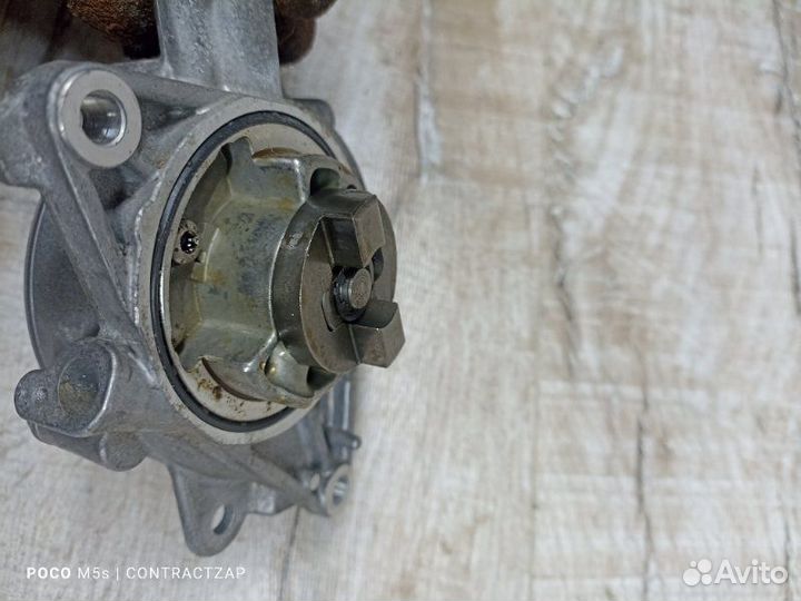 Вакуумный насос тормозов Citroen C4 B71 EP6C 2013