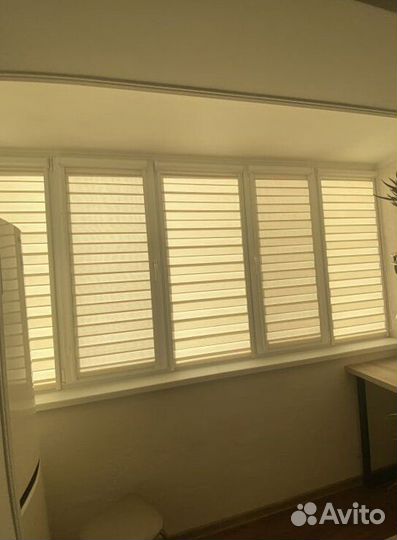 Рулонные шторы зебра в коробе O1024