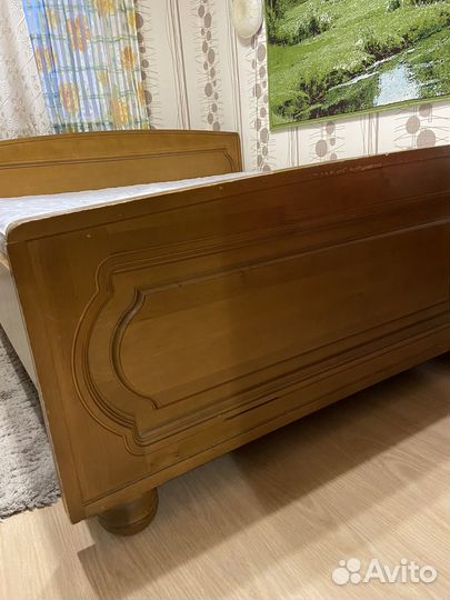 Кровать двухспальная с матрасом бу 160 200