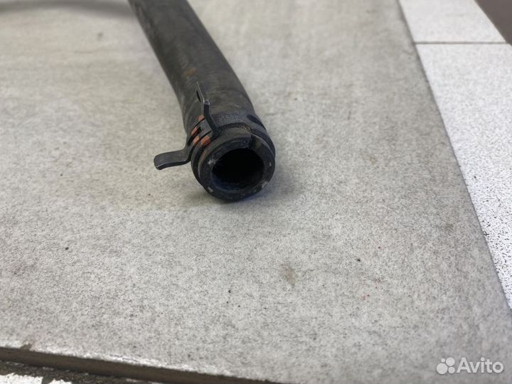 Патрубок системы охлаждения