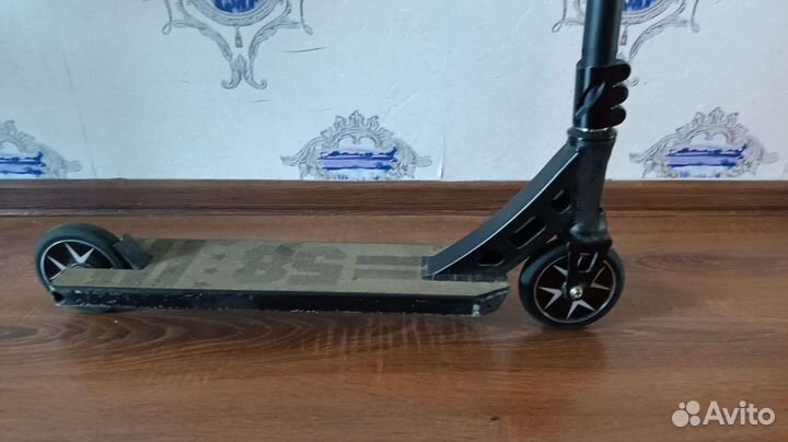 Трюковой самокат