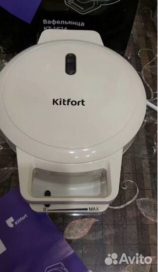 Вафельница Kitfort KT-1624, новая