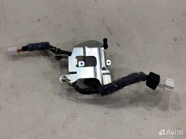 Блок управления подогревом заднего ряда Mazda CX-5