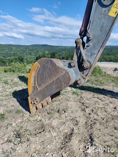 Гусеничный экскаватор Volvo EC300DL, 2013