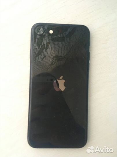 Телефон iPhone se 2020