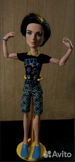Кукла монстер хай