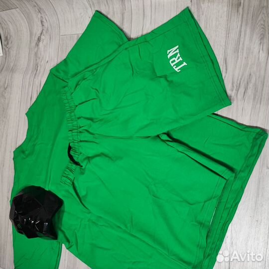 Модные мужские костюмы