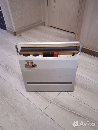 Магнитофоны Комета-225С2+Романтик-3+Радиоприëмники