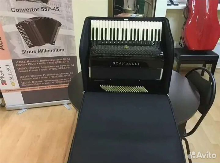 Аккордеон итальянский, готововыборный Скандалли