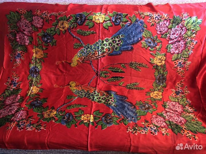 Старинная скатерть и покрывало