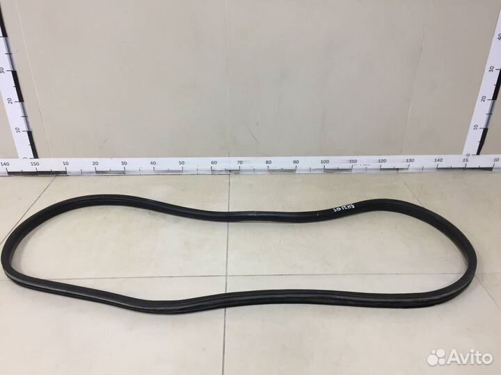 Уплотнитель стекла двери Kia Sorento BL, JC 2002-2