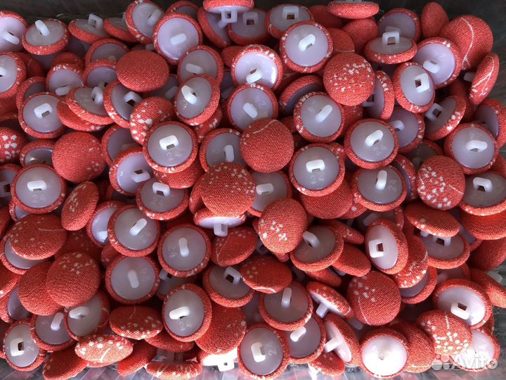 Обтяжка пуговиц и кнопок. Установка люверсов