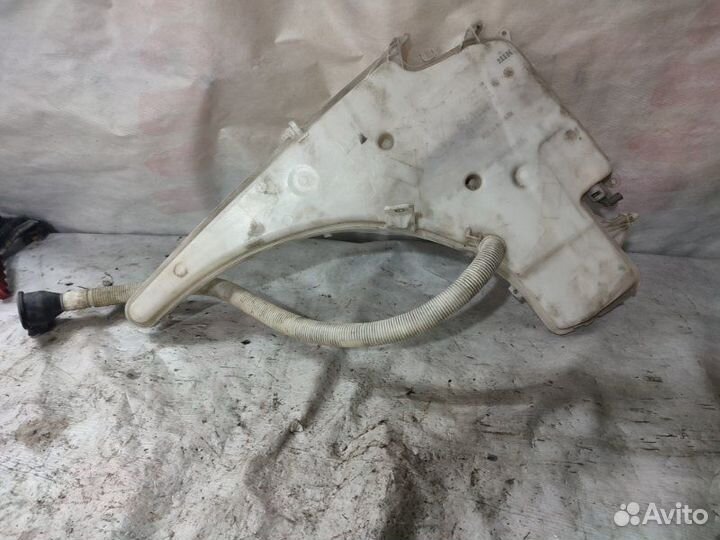 Бачок стеклоомывателя Bmw 3 E90