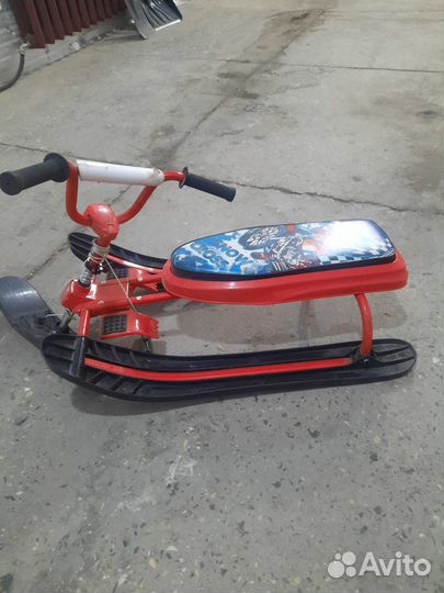 Снегокат с ручкой